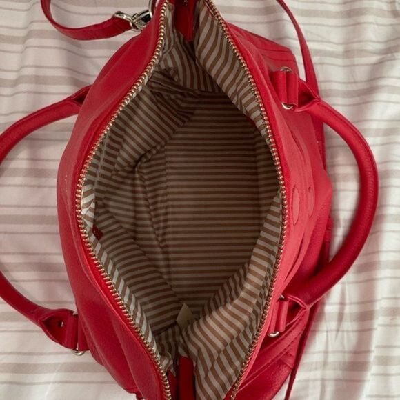 BNWOT Kate Spade New York COBBLE HILL SMALL LESLIE SATCHEL - Picture 8 of 10